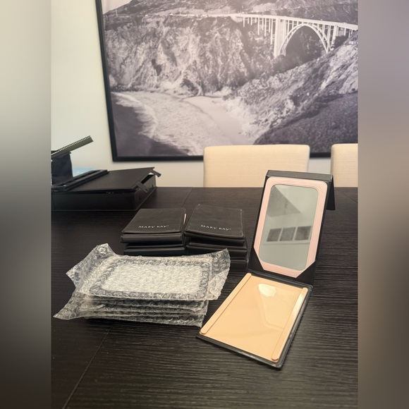 Mary Kay Bundle of (7) Foldable Mirrors with Sample Tray Insert Black & Pink - Picture 2 of 4